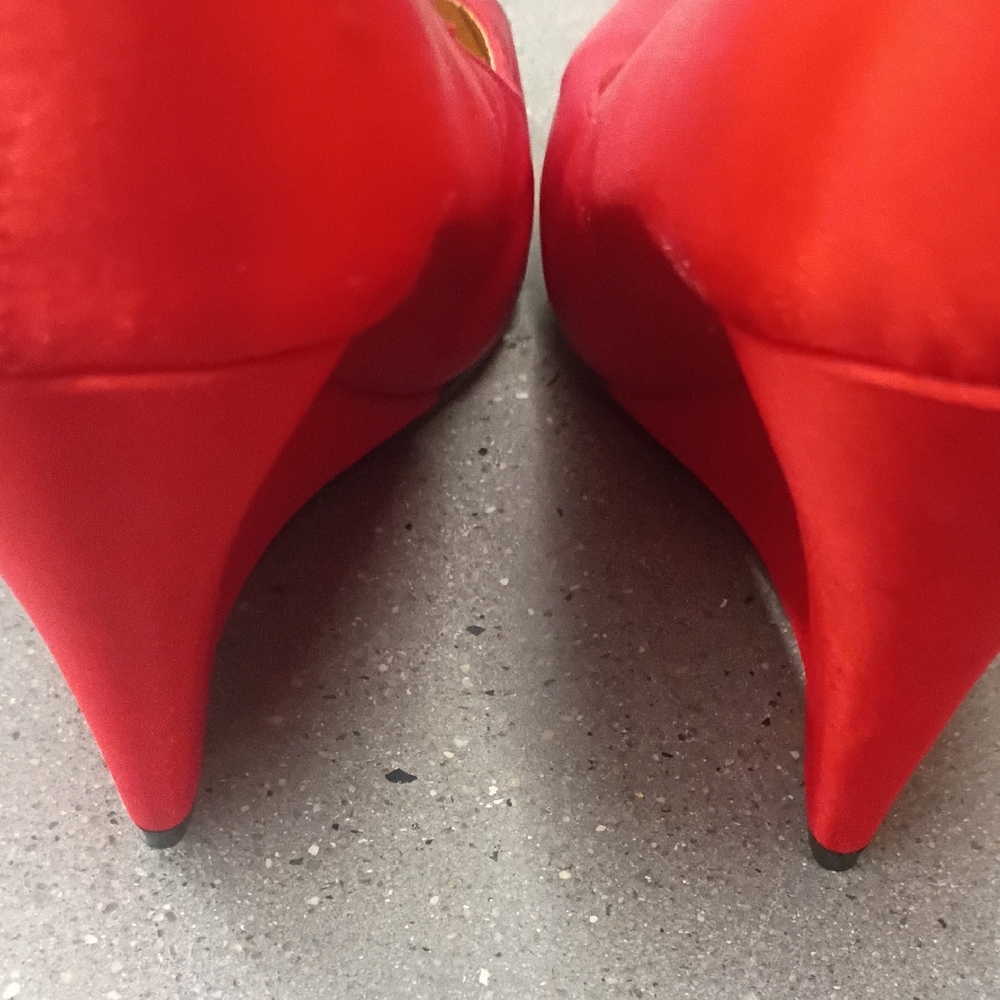 Bordello Size 8 Red Women's Flat Heels Shoes With Label On Bottom In New Like Co